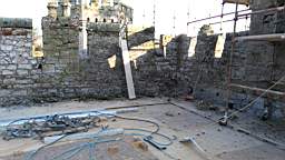acastle
                          108320.jpg